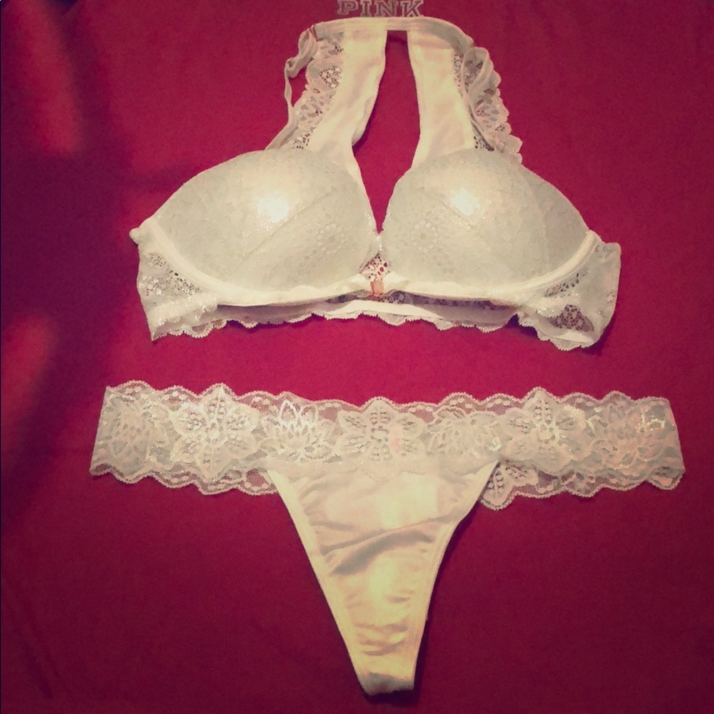 Pink Victoria’s Secret set
